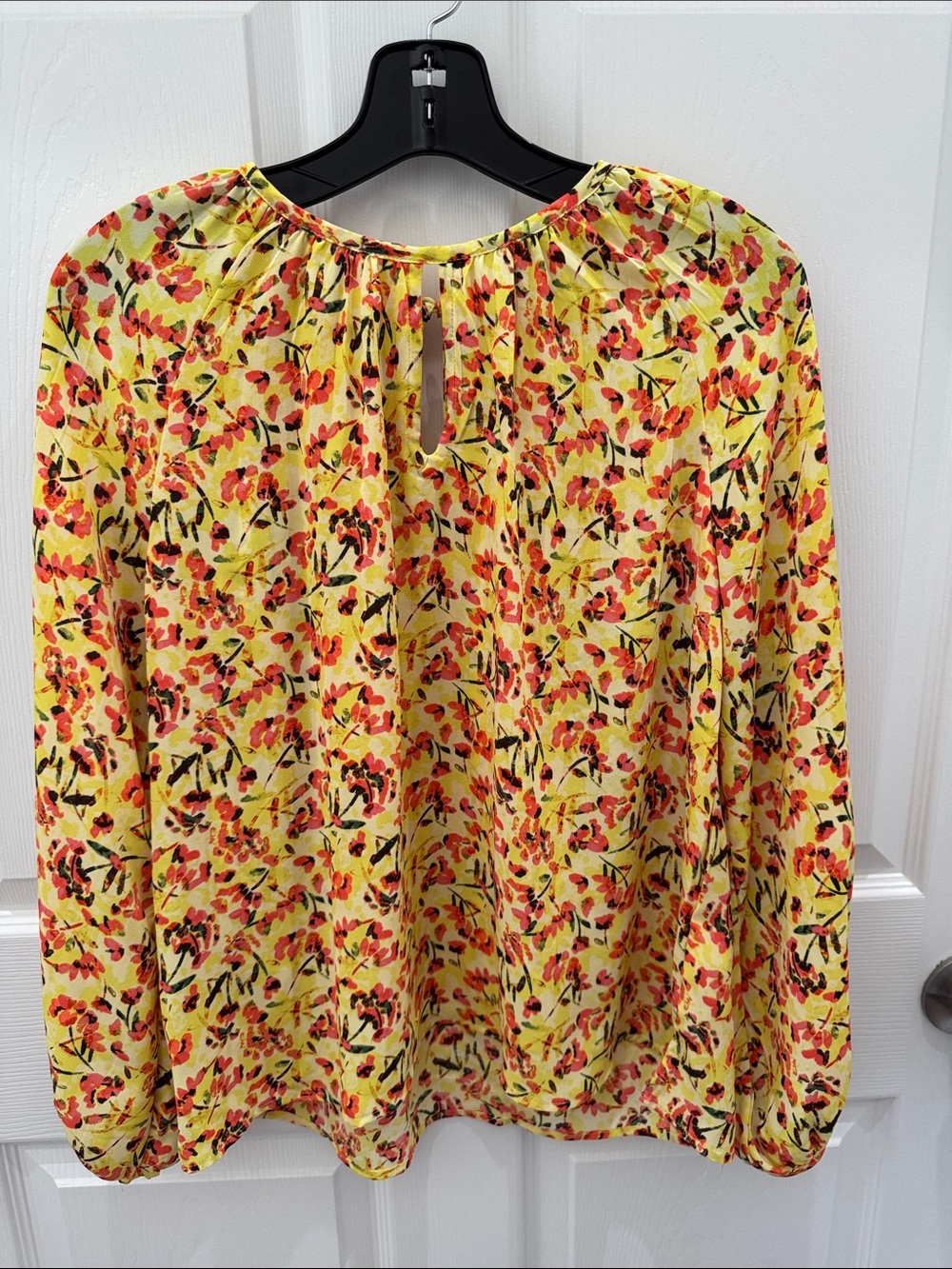 Vince Camuto Yellow Floral Keyhole Long Sleeve Blouse